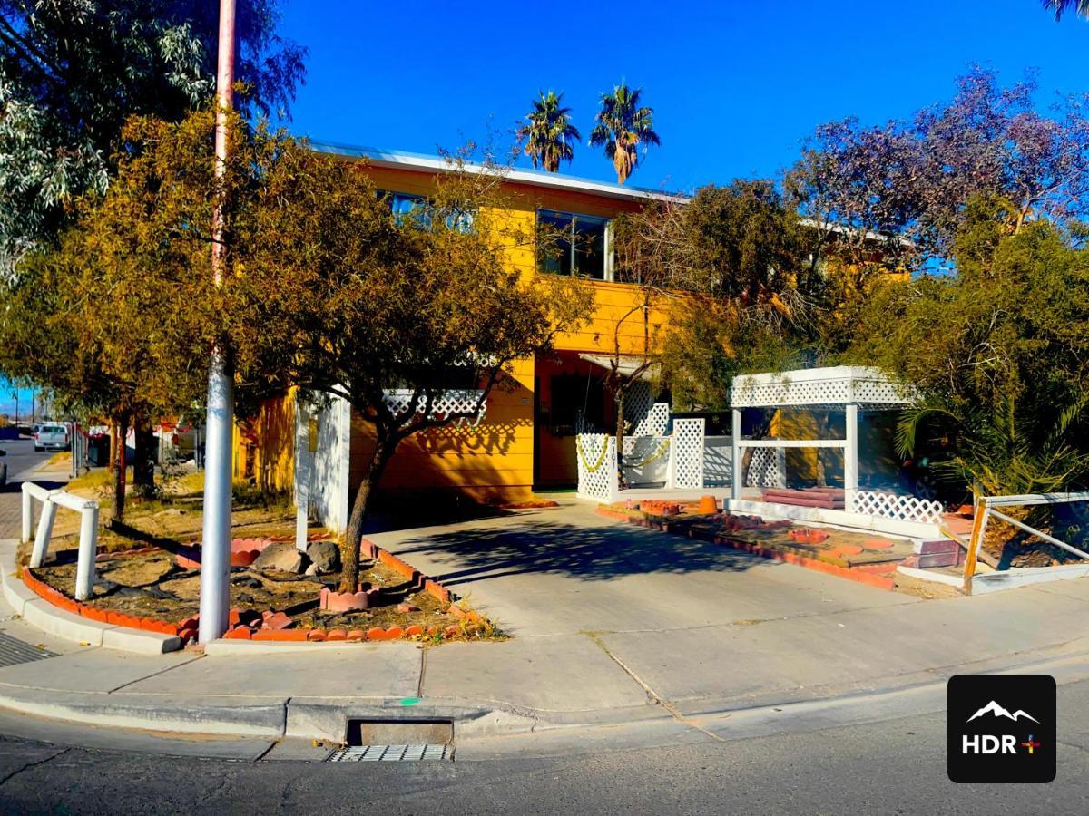 The Yellow Penthouse Llc Apartment Las Vegas Exterior photo