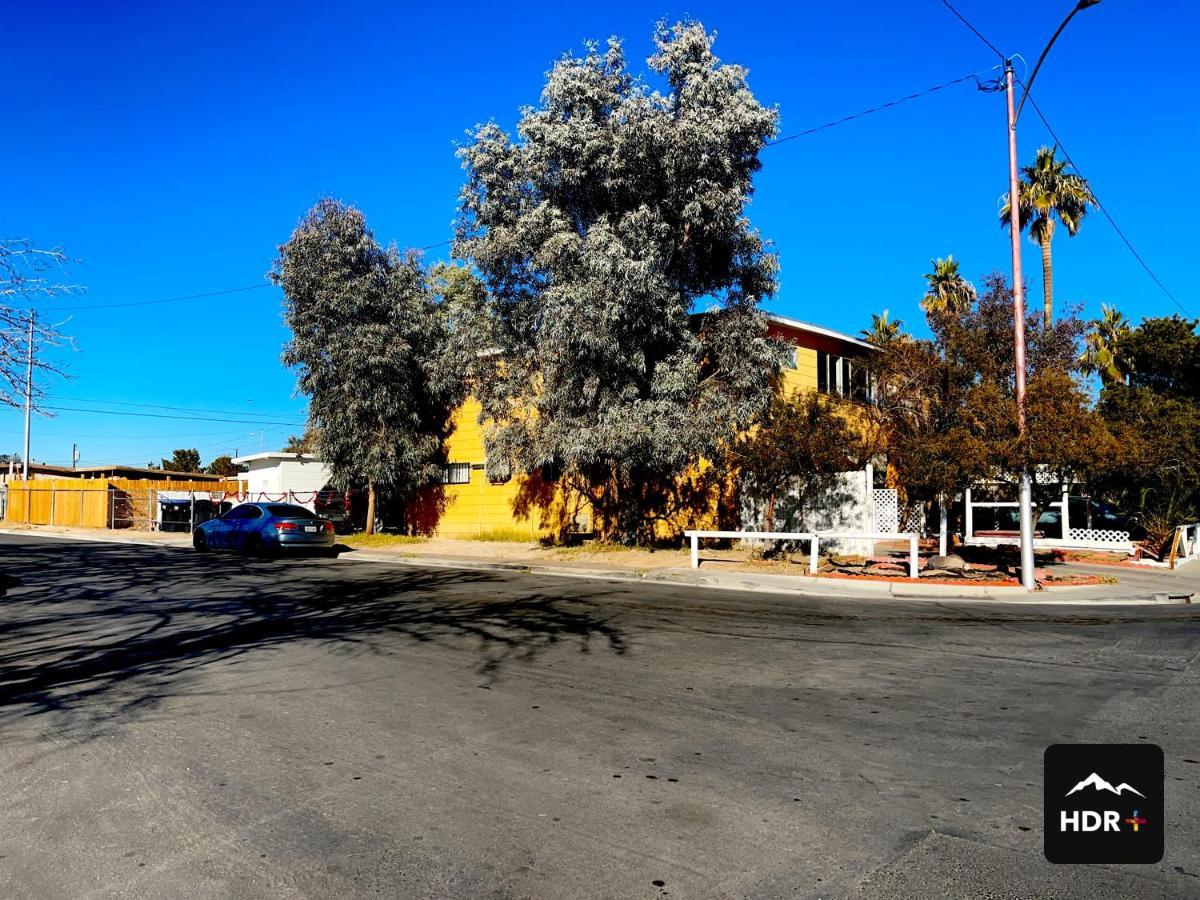 The Yellow Penthouse Llc Apartment Las Vegas Exterior photo